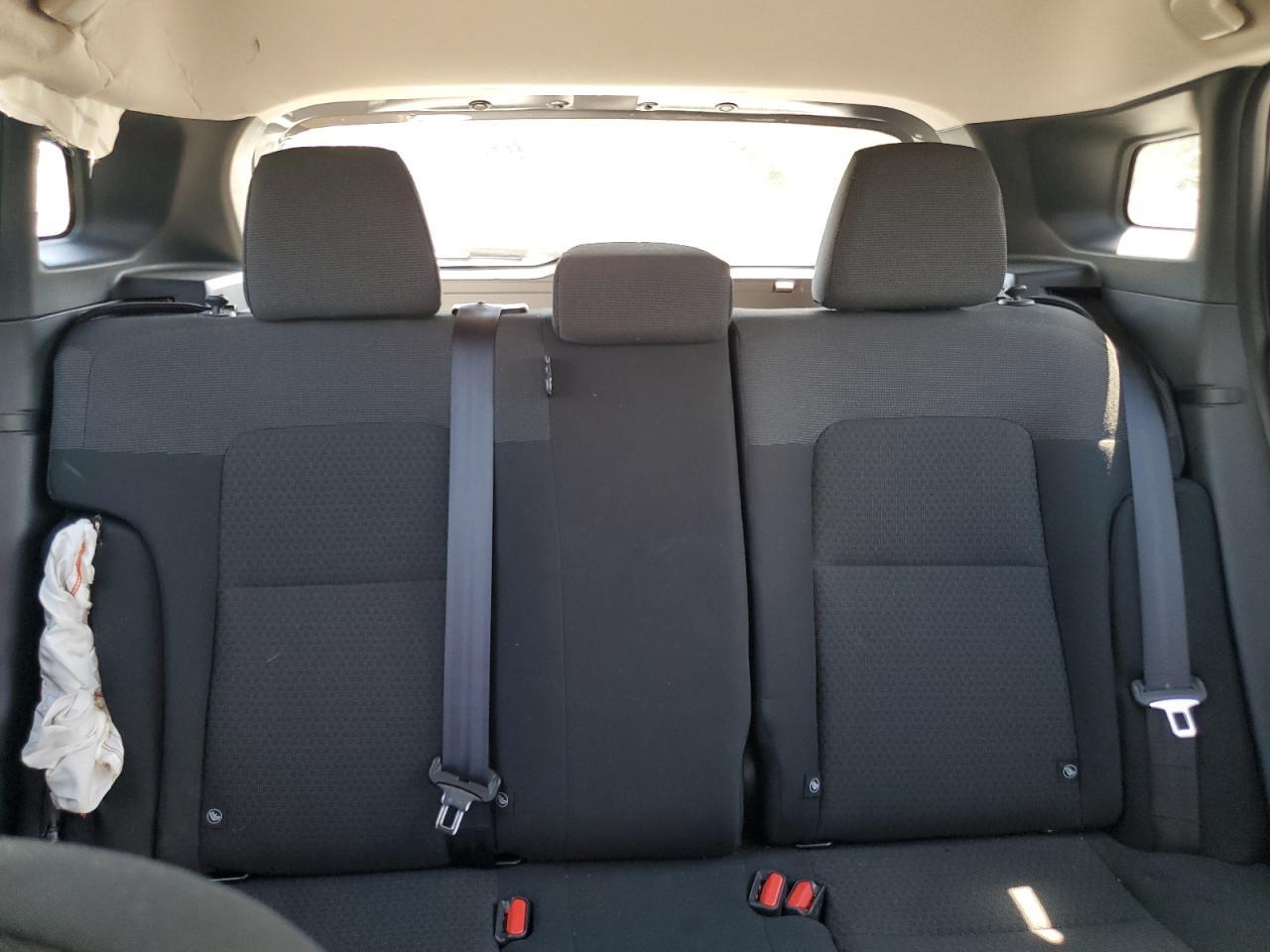 2025 NISSAN KICKS