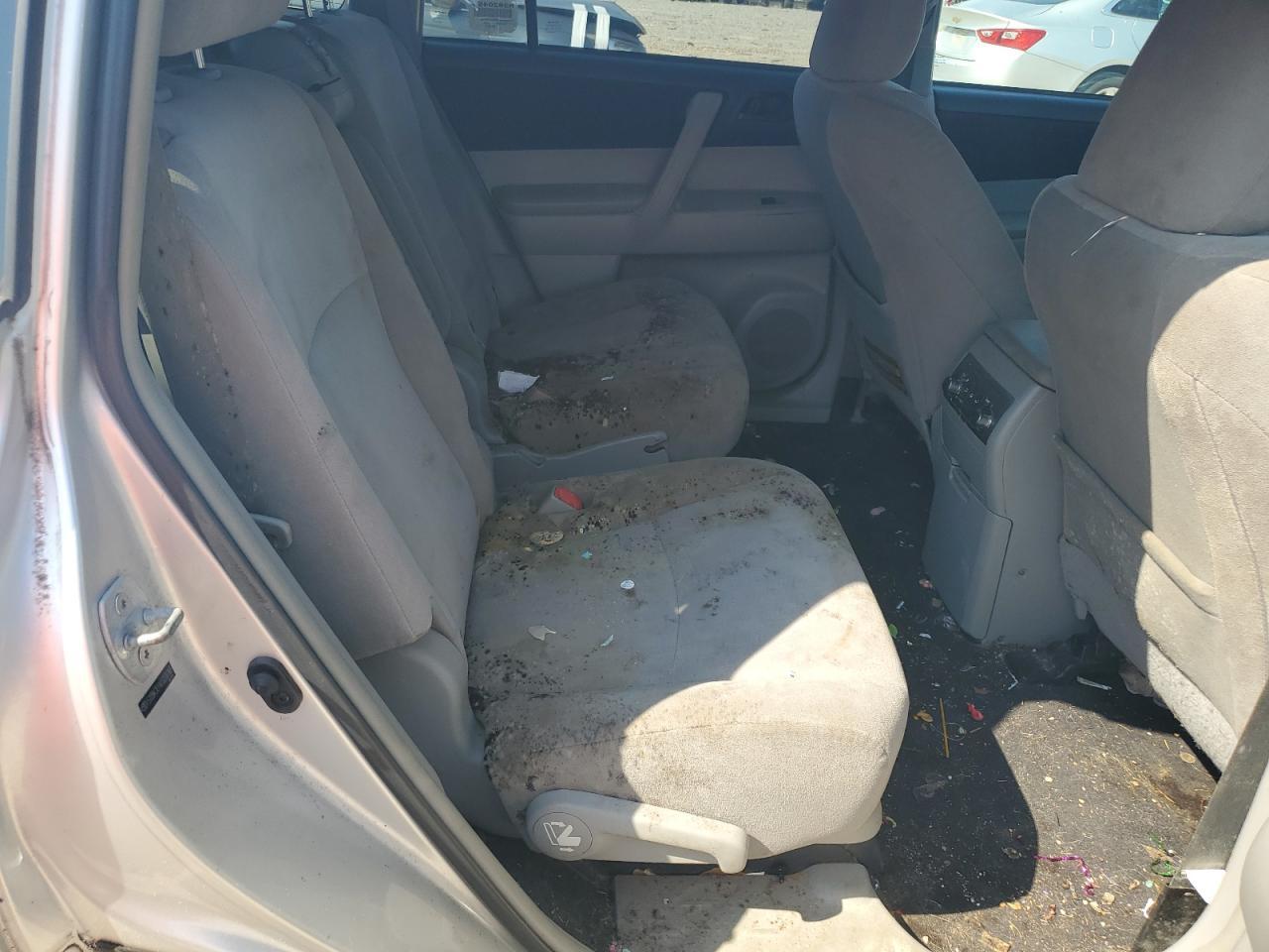 2013 TOYOTA HIGHLANDER
