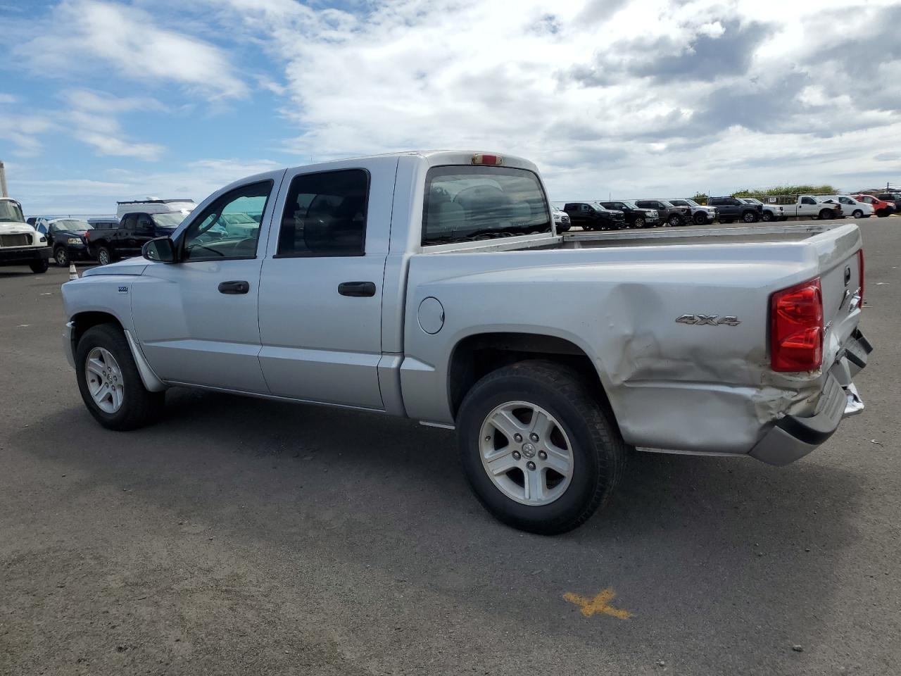 2009 DODGE Dakota