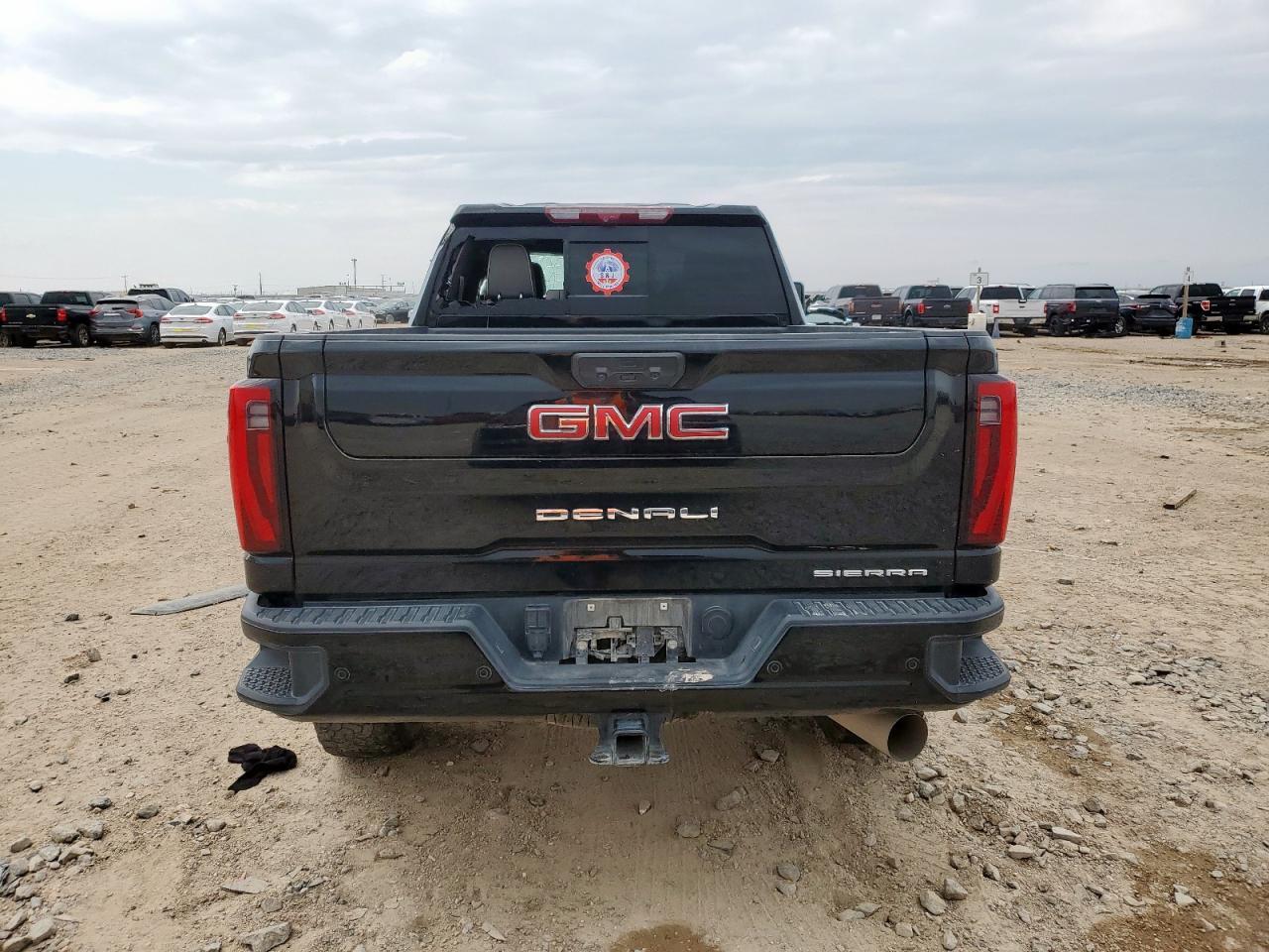 2024 GMC Sierra