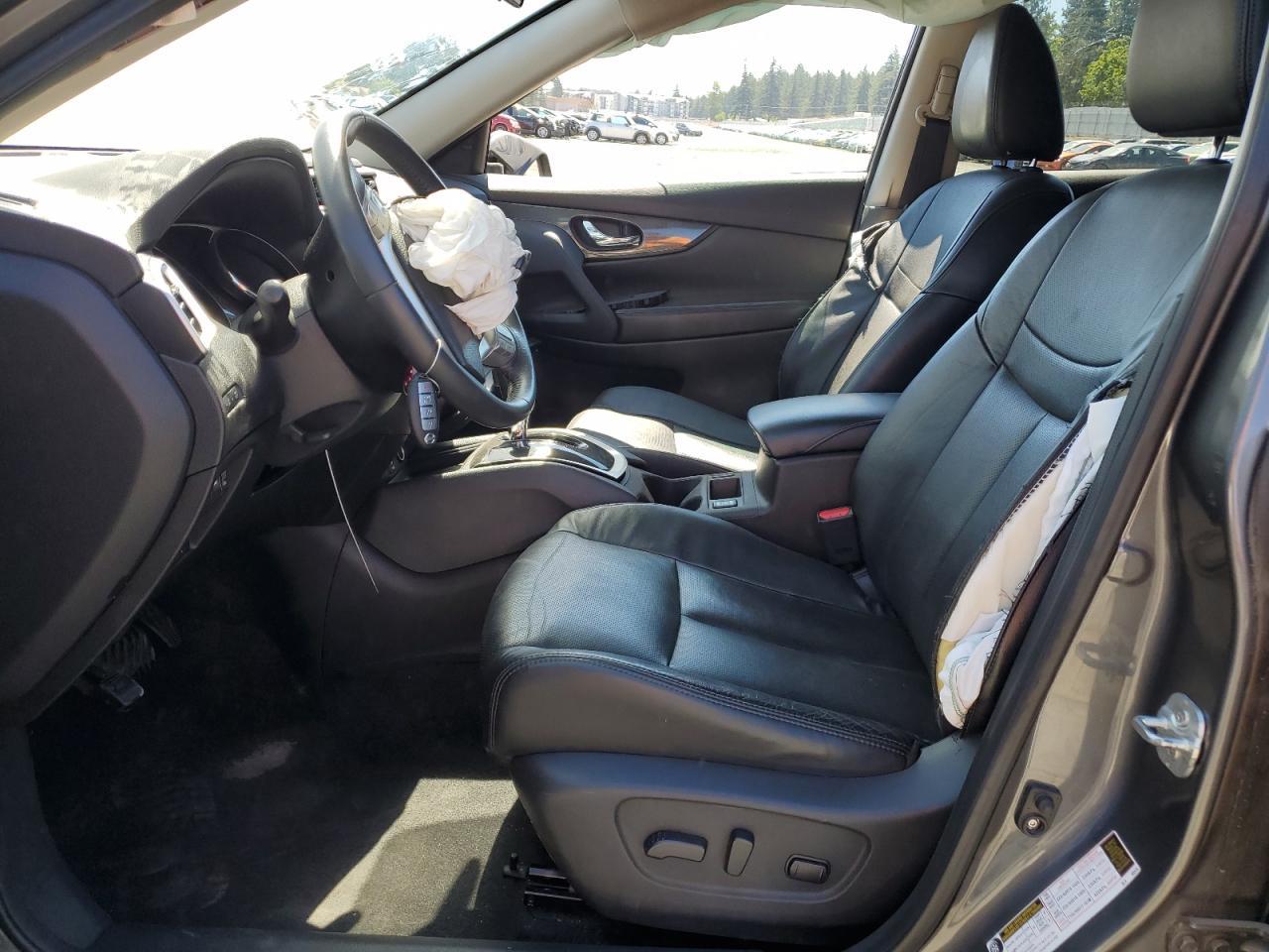 2015 NISSAN ROGUE