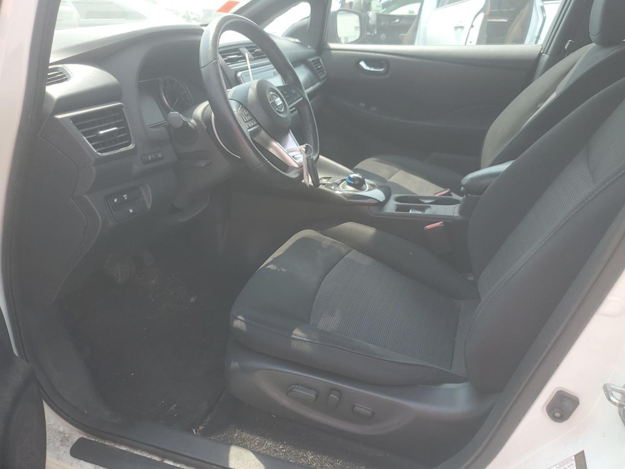2018 NISSAN LEAF