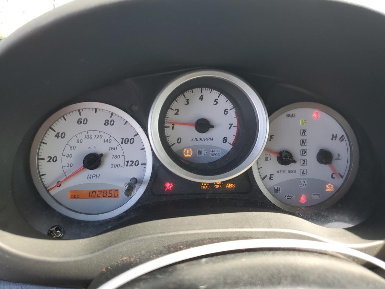 2004 TOYOTA RAV4