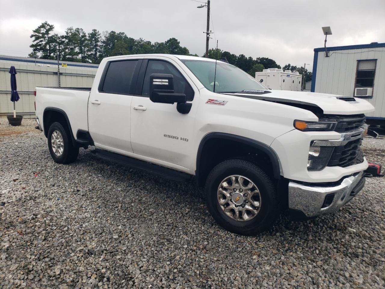 2024 CHEVROLET Silverado