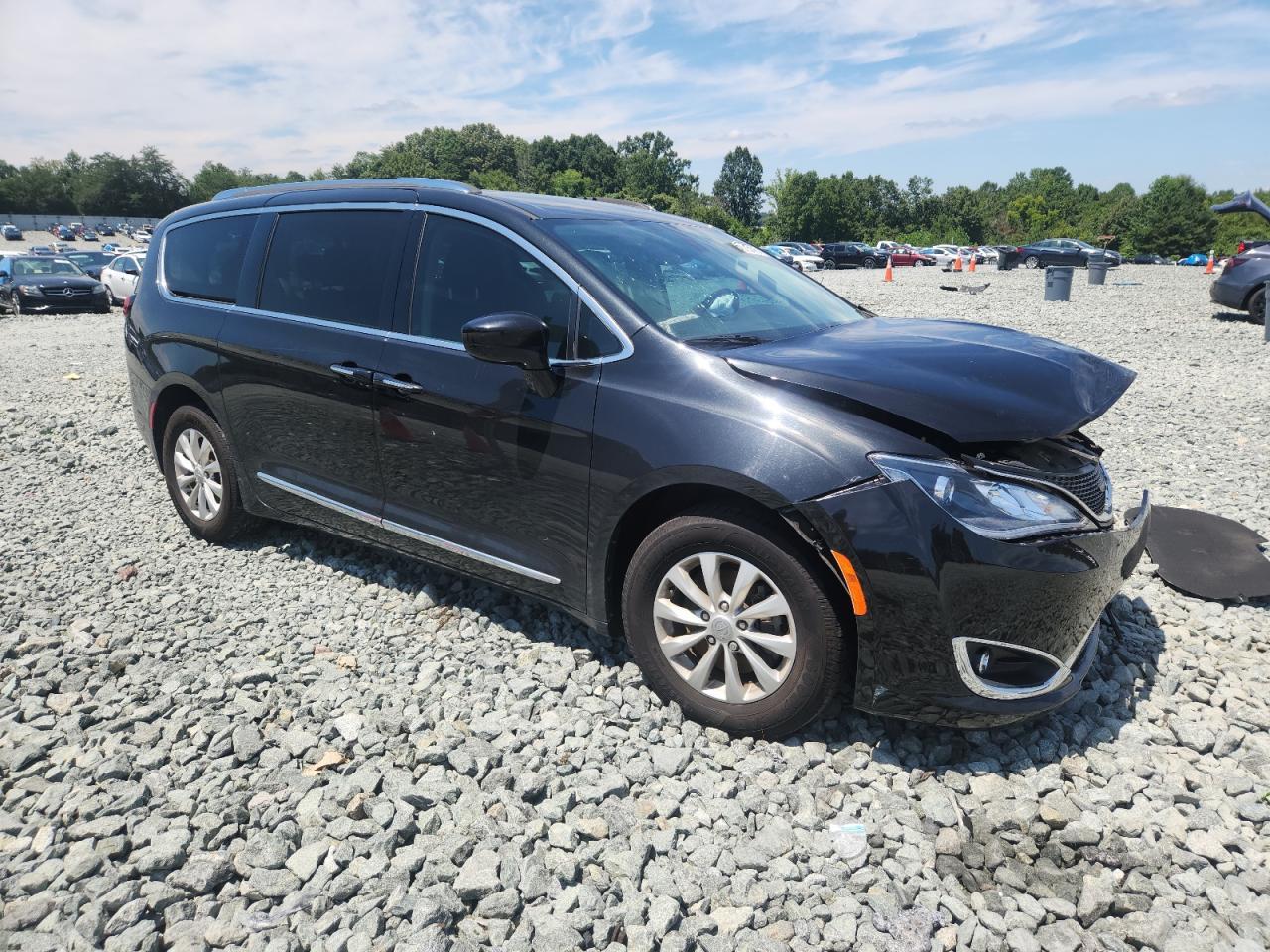 2019 CHRYSLER Pacifica