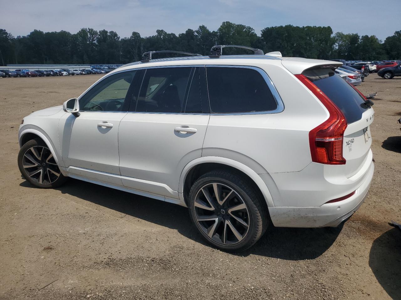 2021 VOLVO XC90
