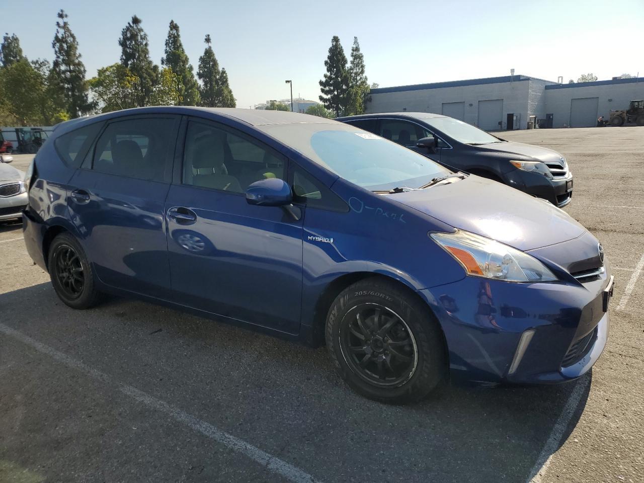 2012 TOYOTA PRIUS V