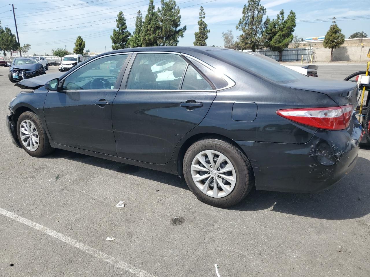 2016 TOYOTA CAMRY