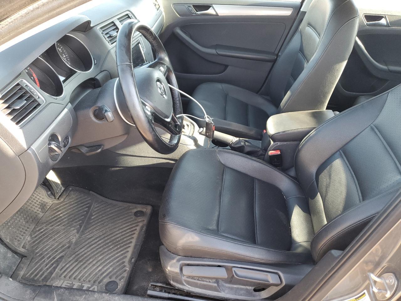 2017 VOLKSWAGEN JETTA