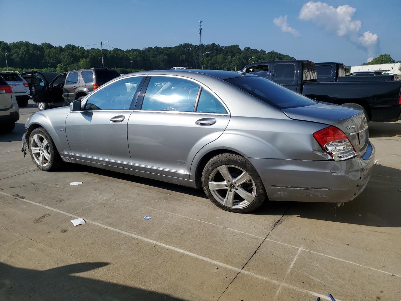 2012 MERCEDES-BENZ S-Class