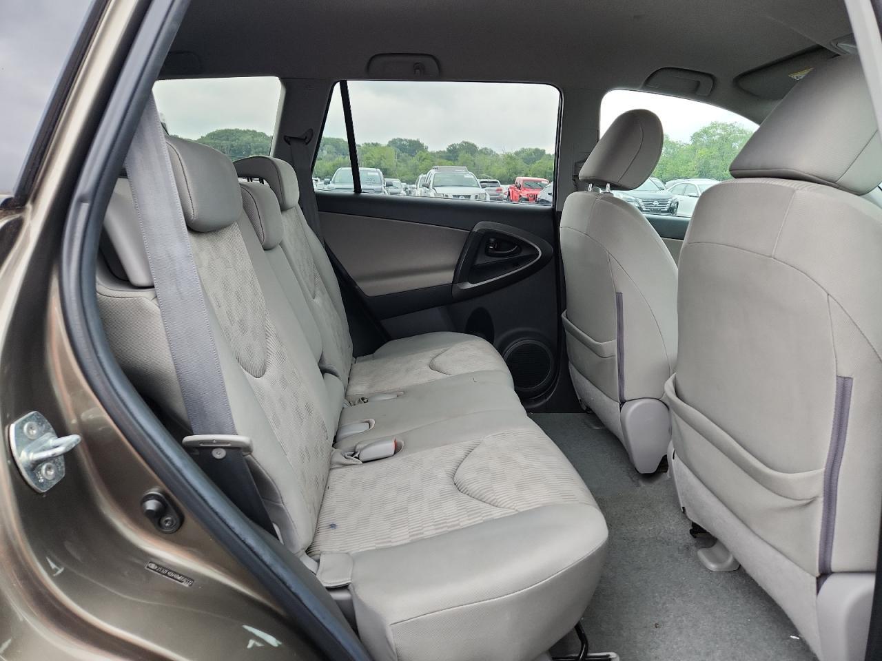 2011 TOYOTA RAV4