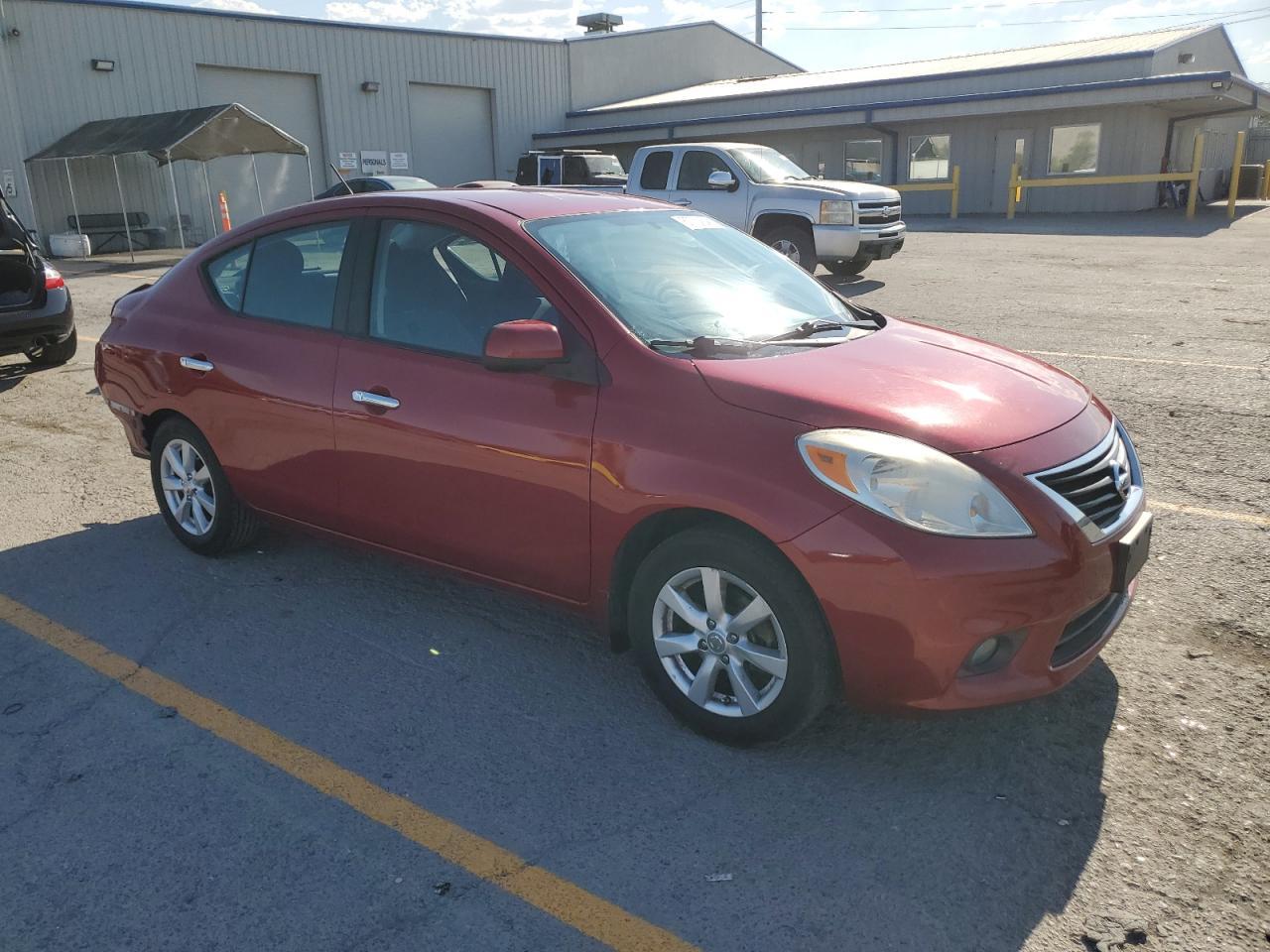 2012 NISSAN VERSA
