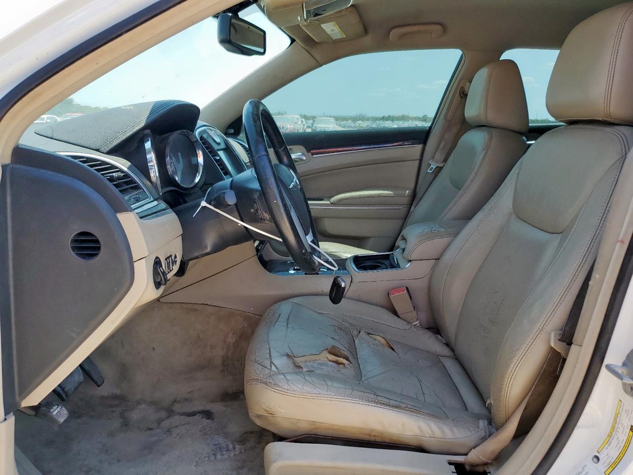 2012 CHRYSLER 300