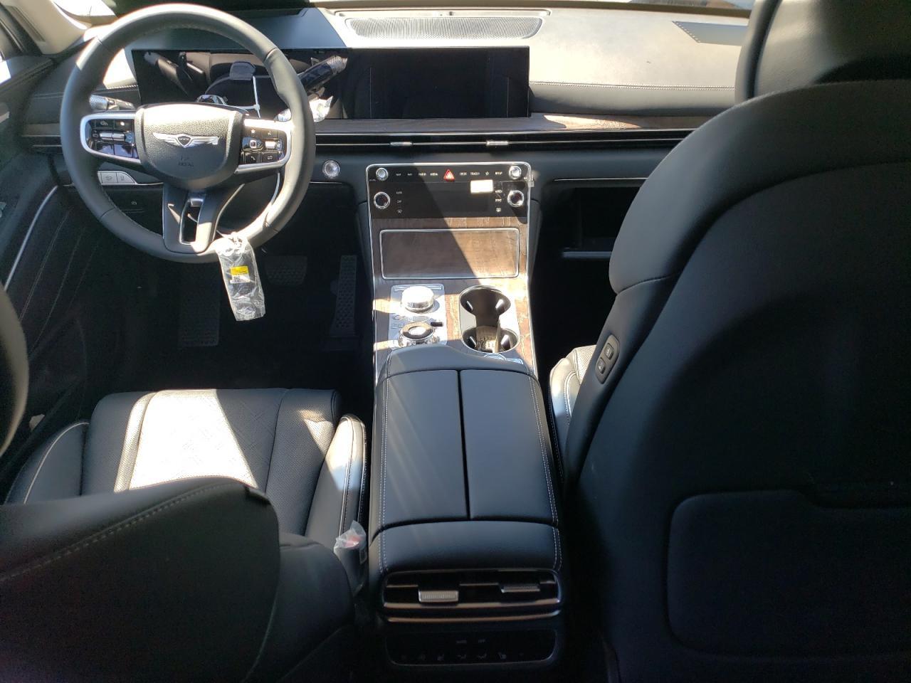 2025 GENESIS GV80