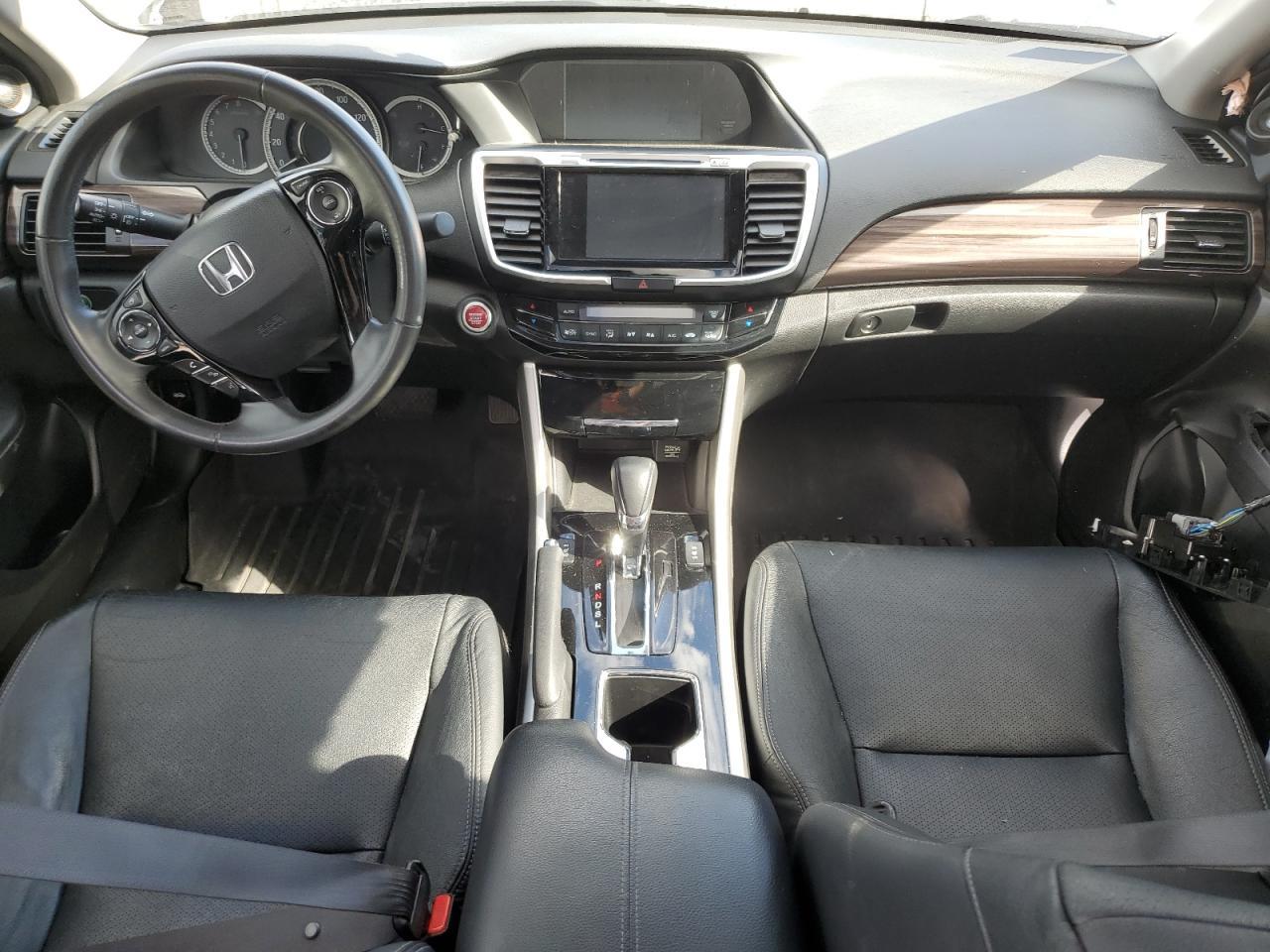 2017 HONDA ACCORD