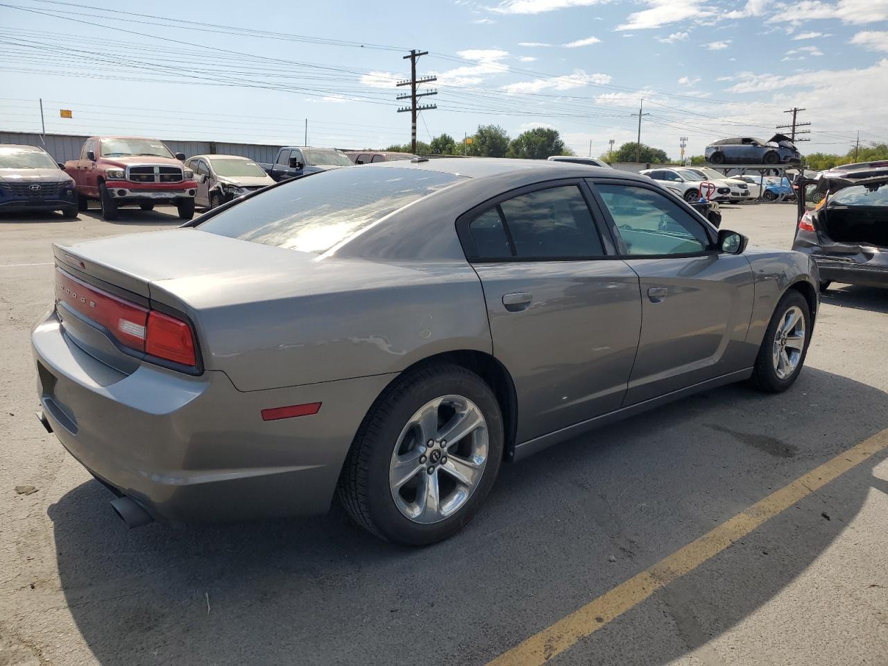 2011 DODGE CHARGER
