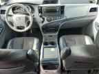2011 TOYOTA SIENNA