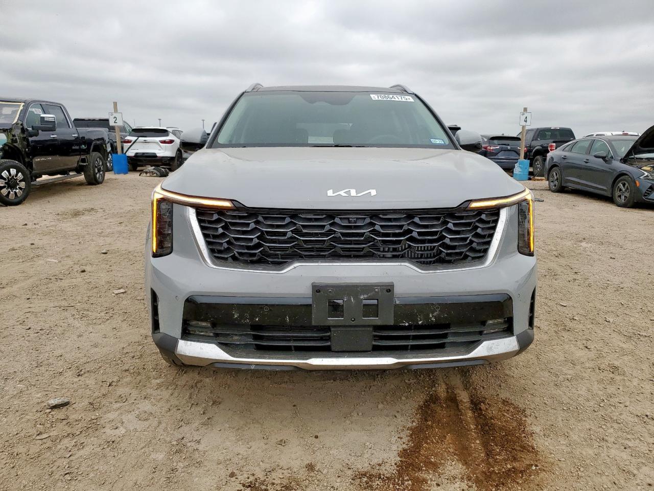 2025 KIA SORENTO