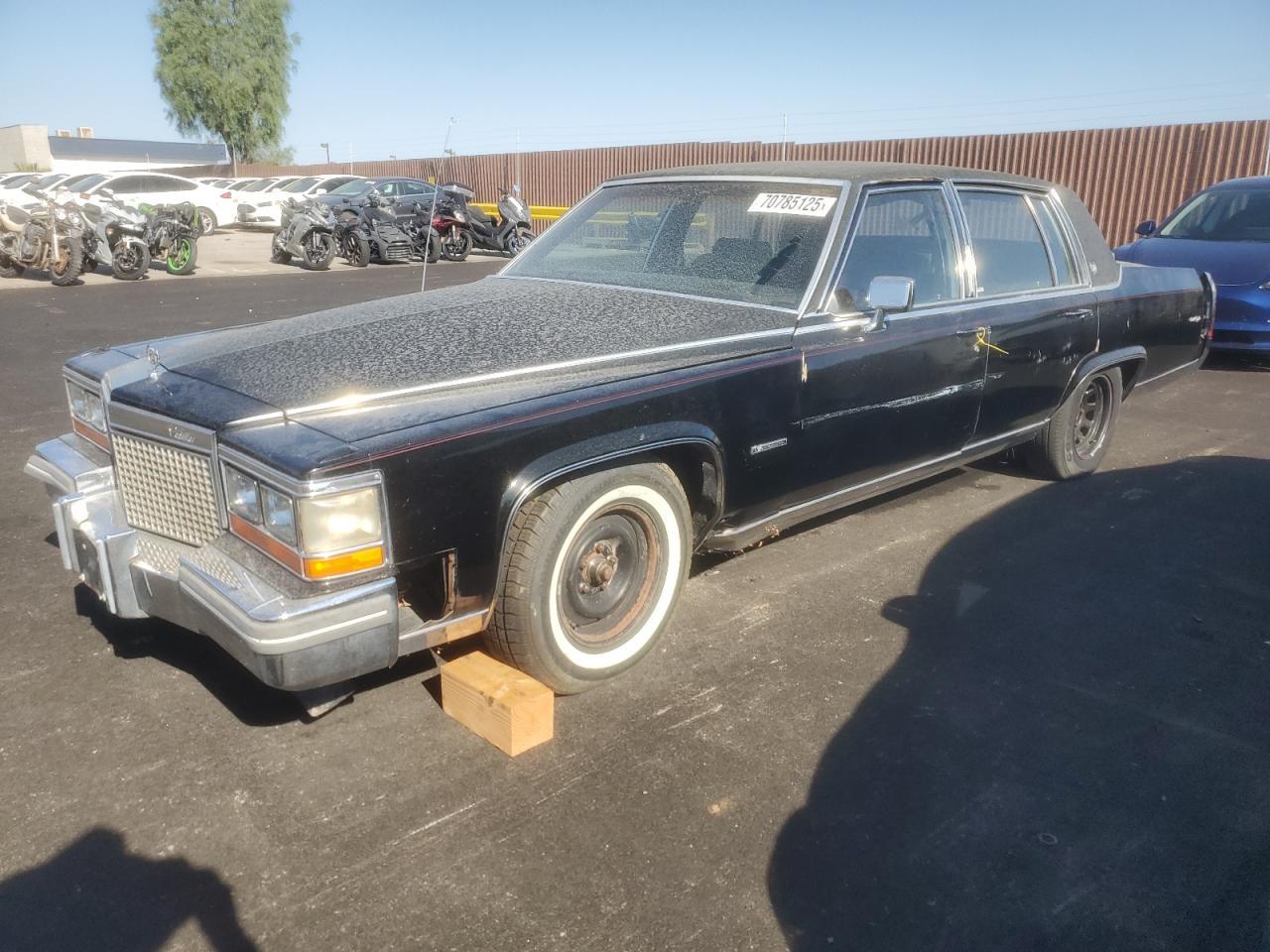 1981 CADILLAC Fleetwood