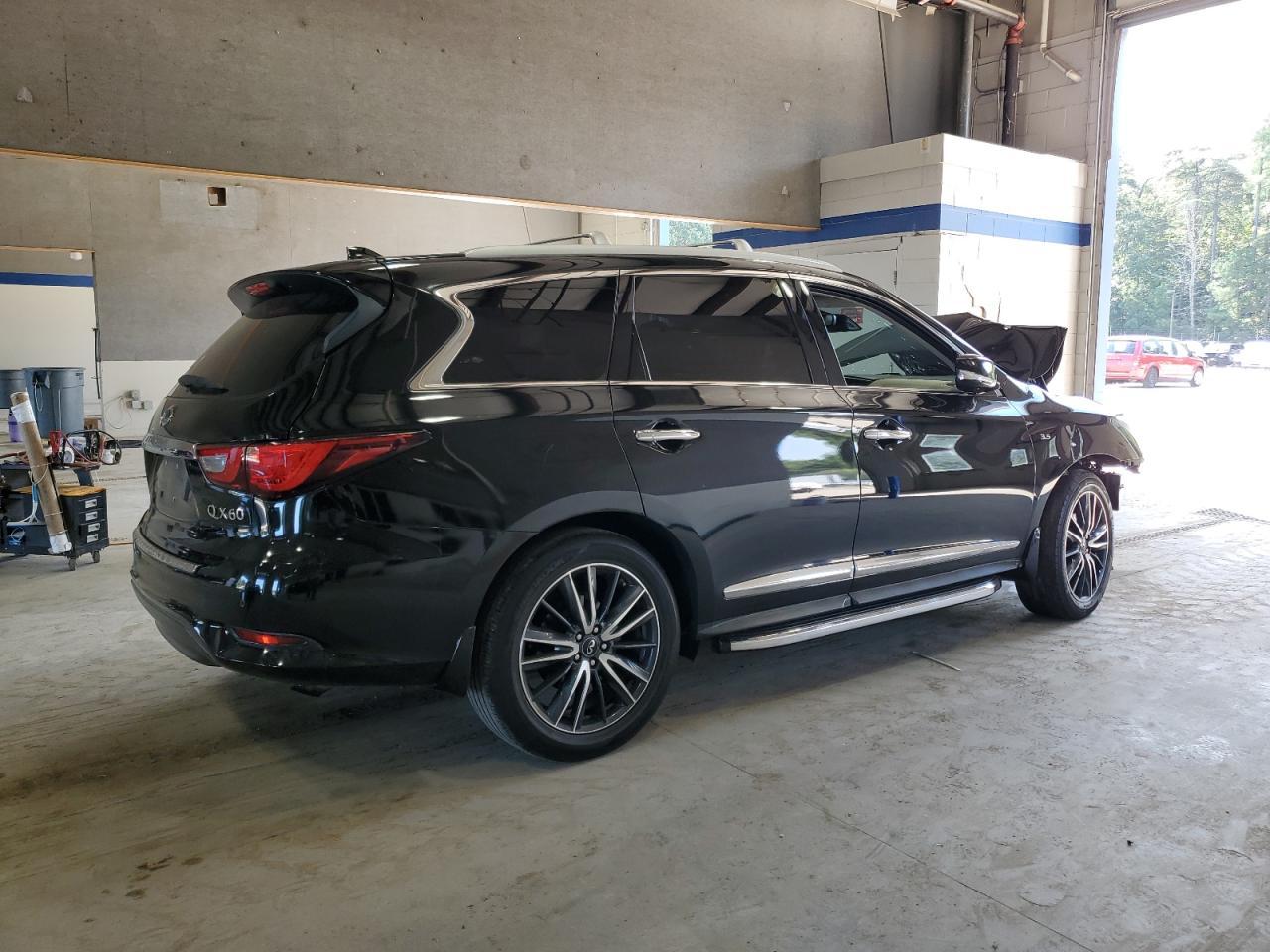 2017 INFINITI QX60