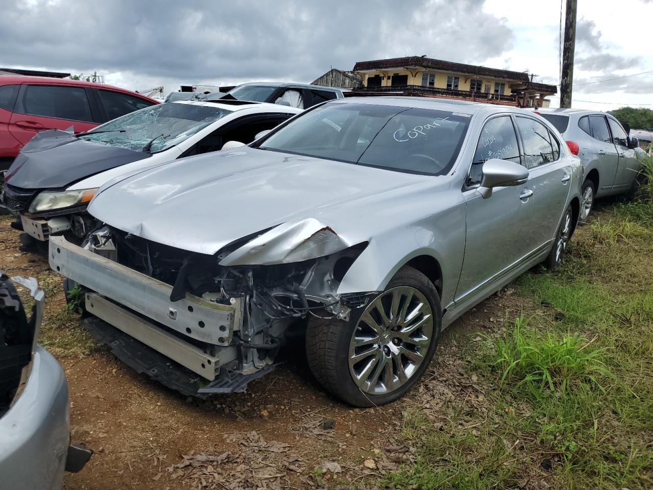 2015 LEXUS LS 460