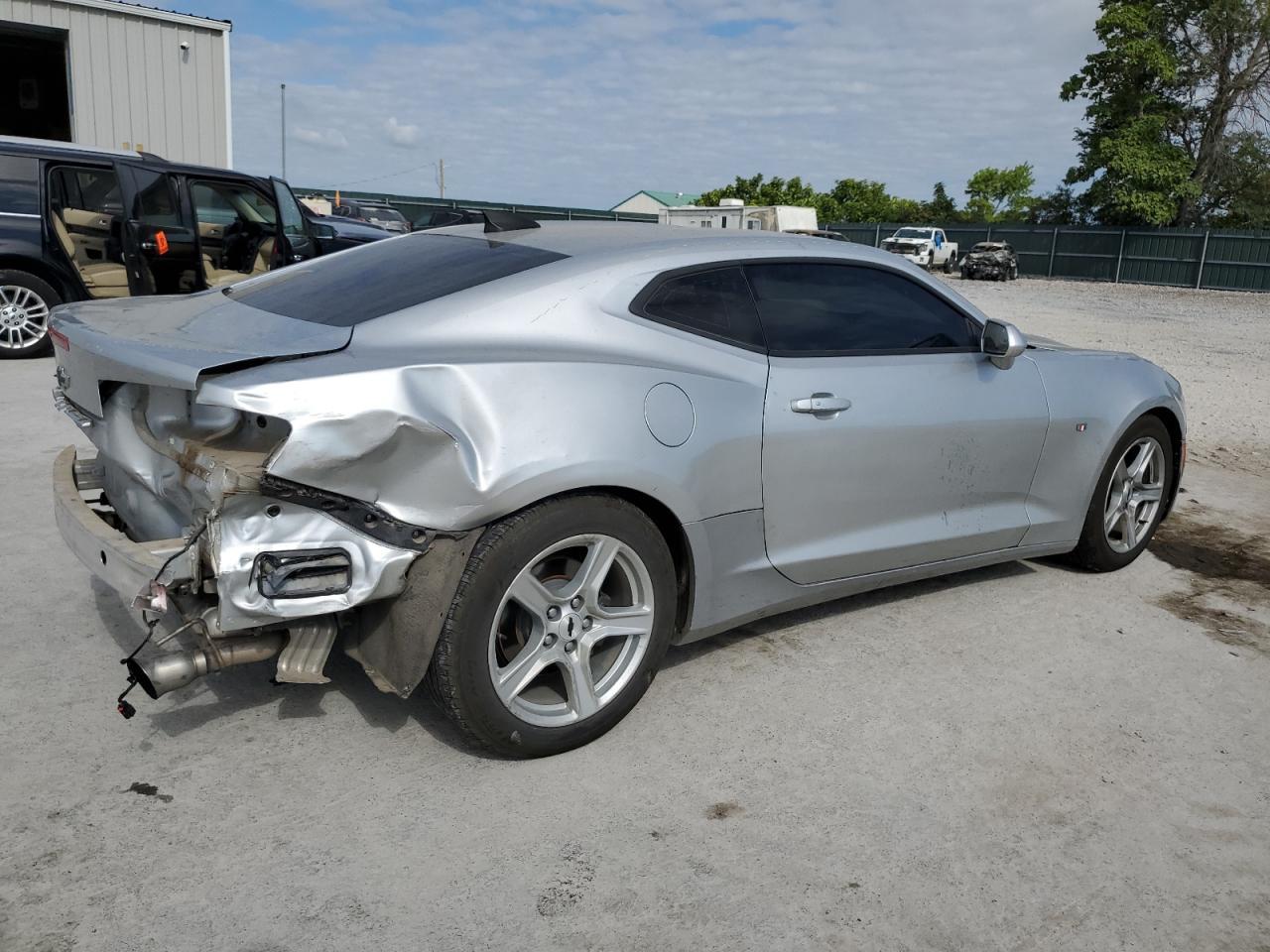 2017 CHEVROLET Camaro