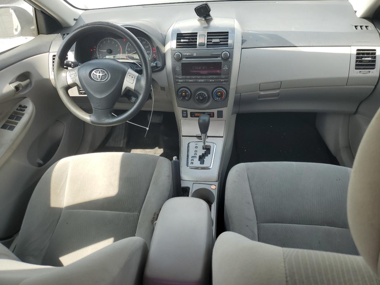 2011 TOYOTA COROLLA