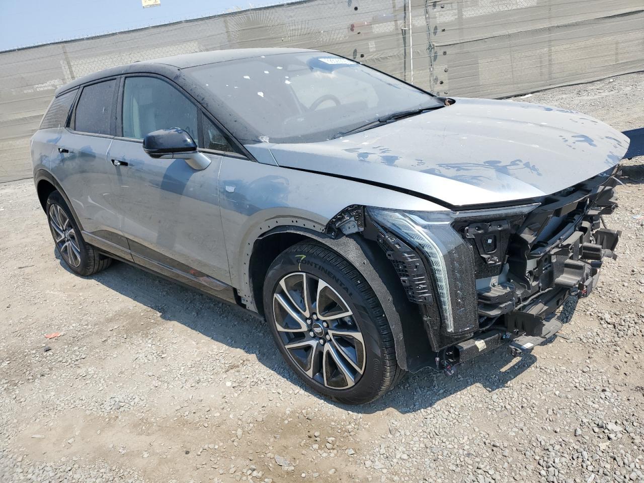 2025 CADILLAC OPTIQ