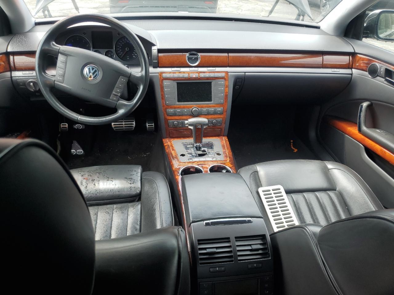 2006 VOLKSWAGEN Phaeton