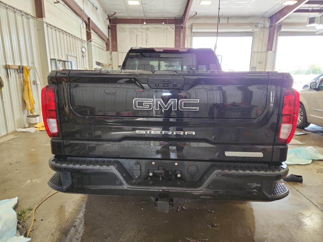 2021 GMC Sierra