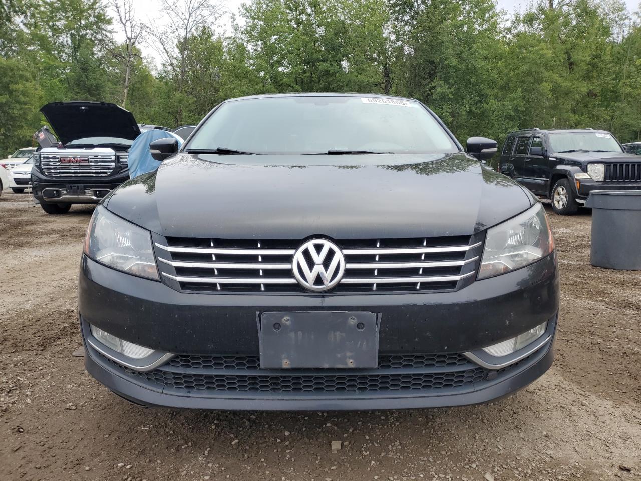 2015 VOLKSWAGEN Passat