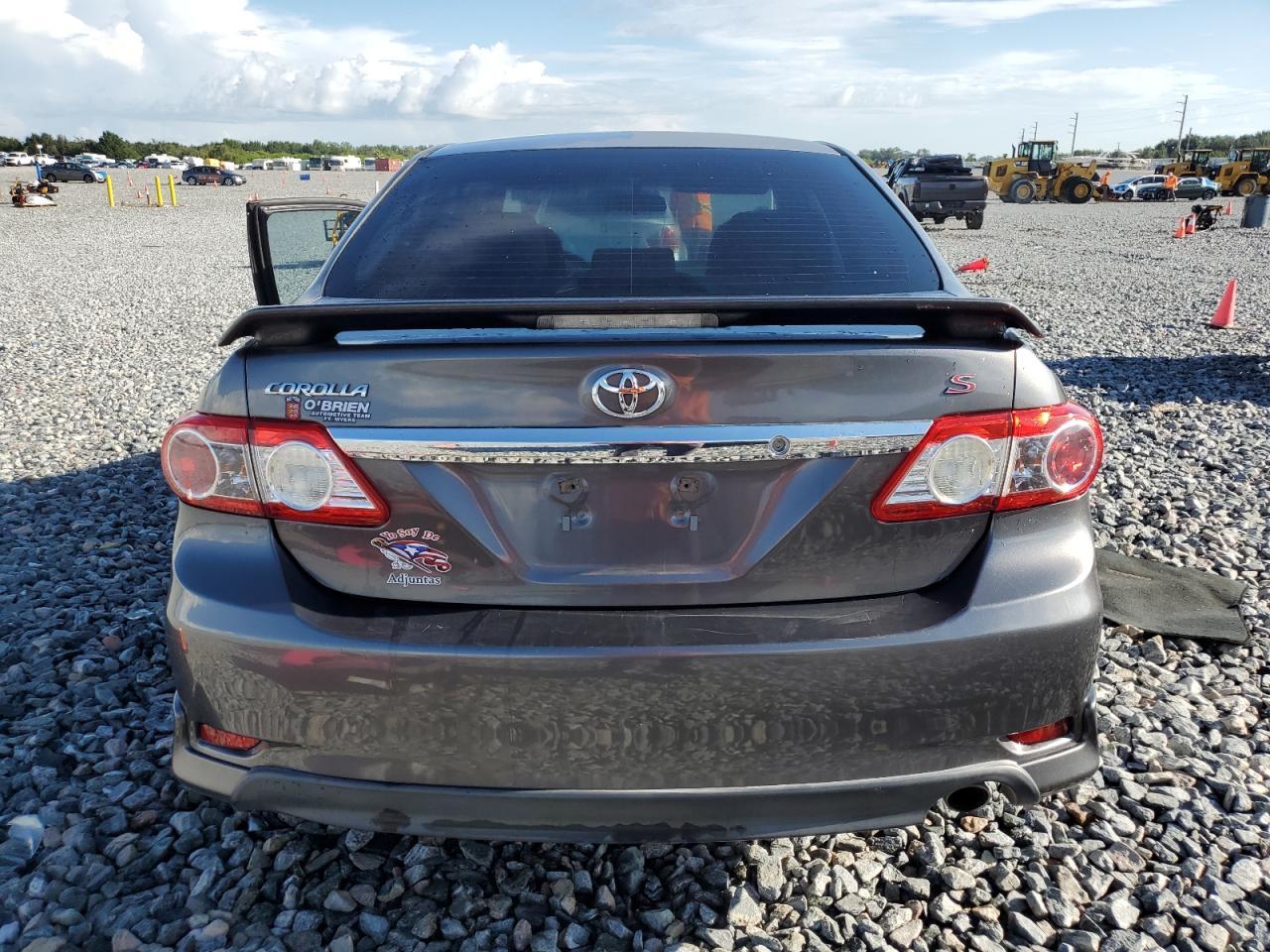 2013 TOYOTA COROLLA