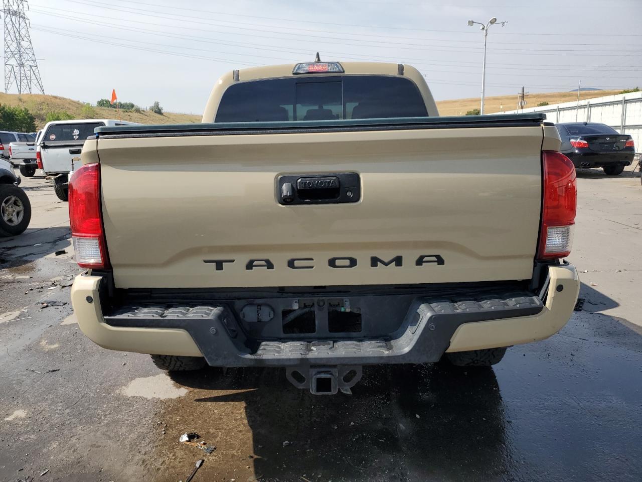 2017 TOYOTA TACOMA