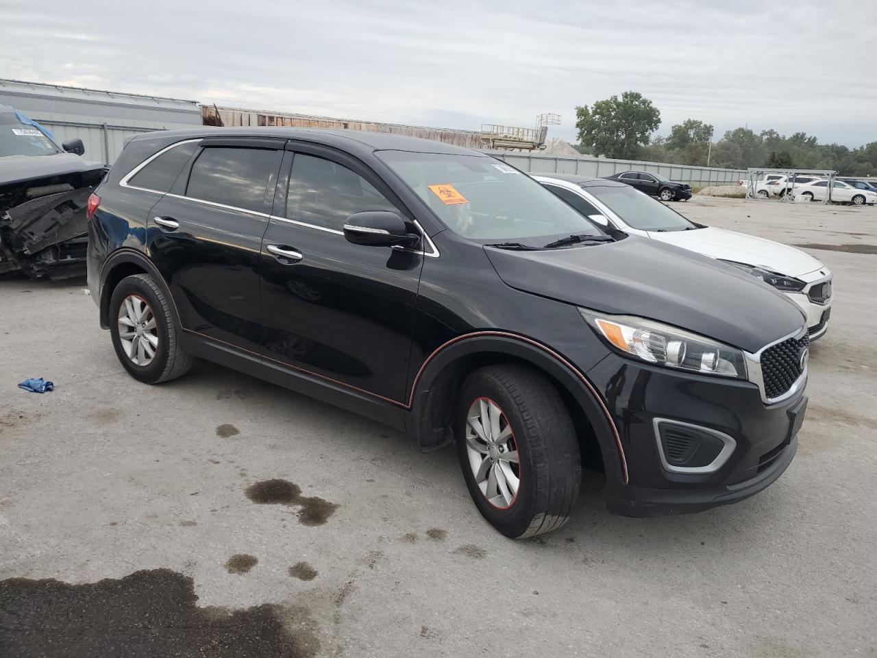 2016 KIA SORENTO