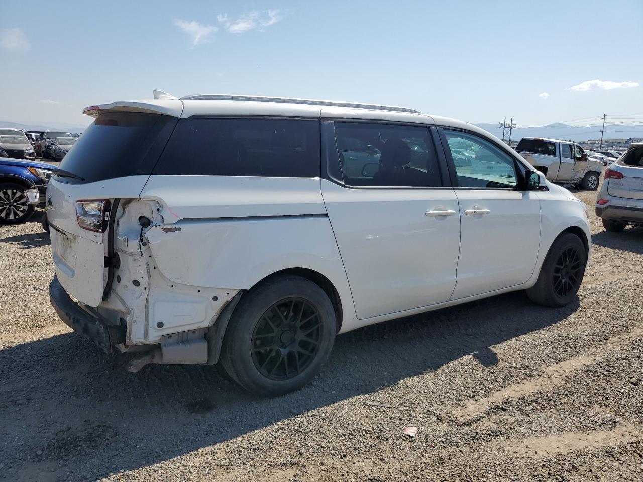 2017 KIA SEDONA