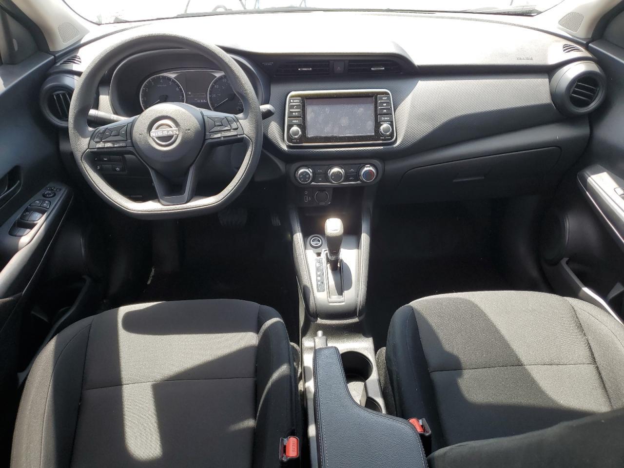 2024 NISSAN KICKS