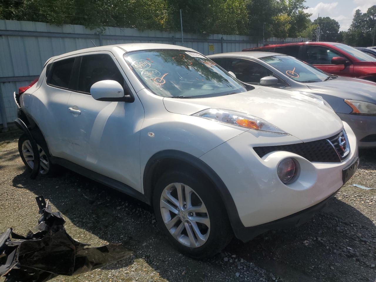 2013 NISSAN Juke