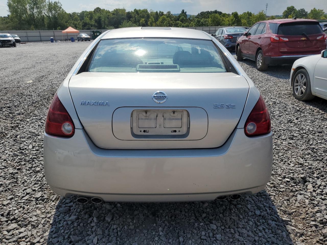 2004 NISSAN Maxima