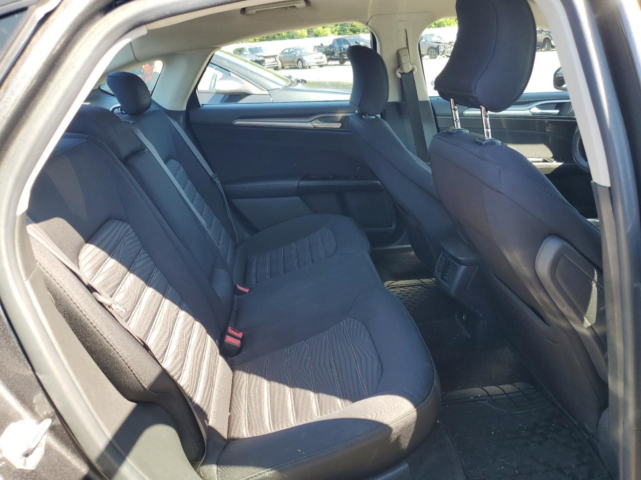 2016 FORD FUSION