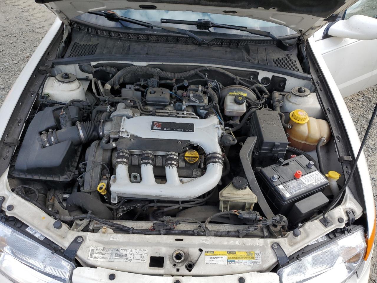 2001 SATURN L300