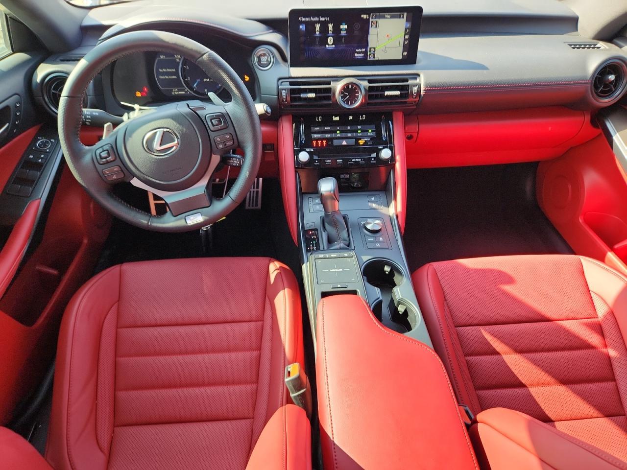 2025 LEXUS IS 350