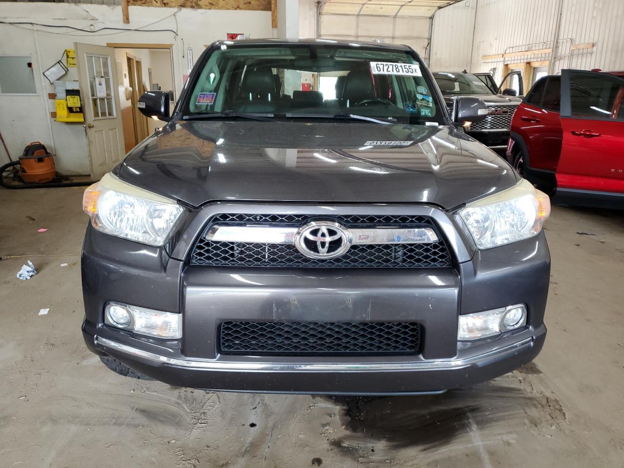 2011 TOYOTA 4Runner