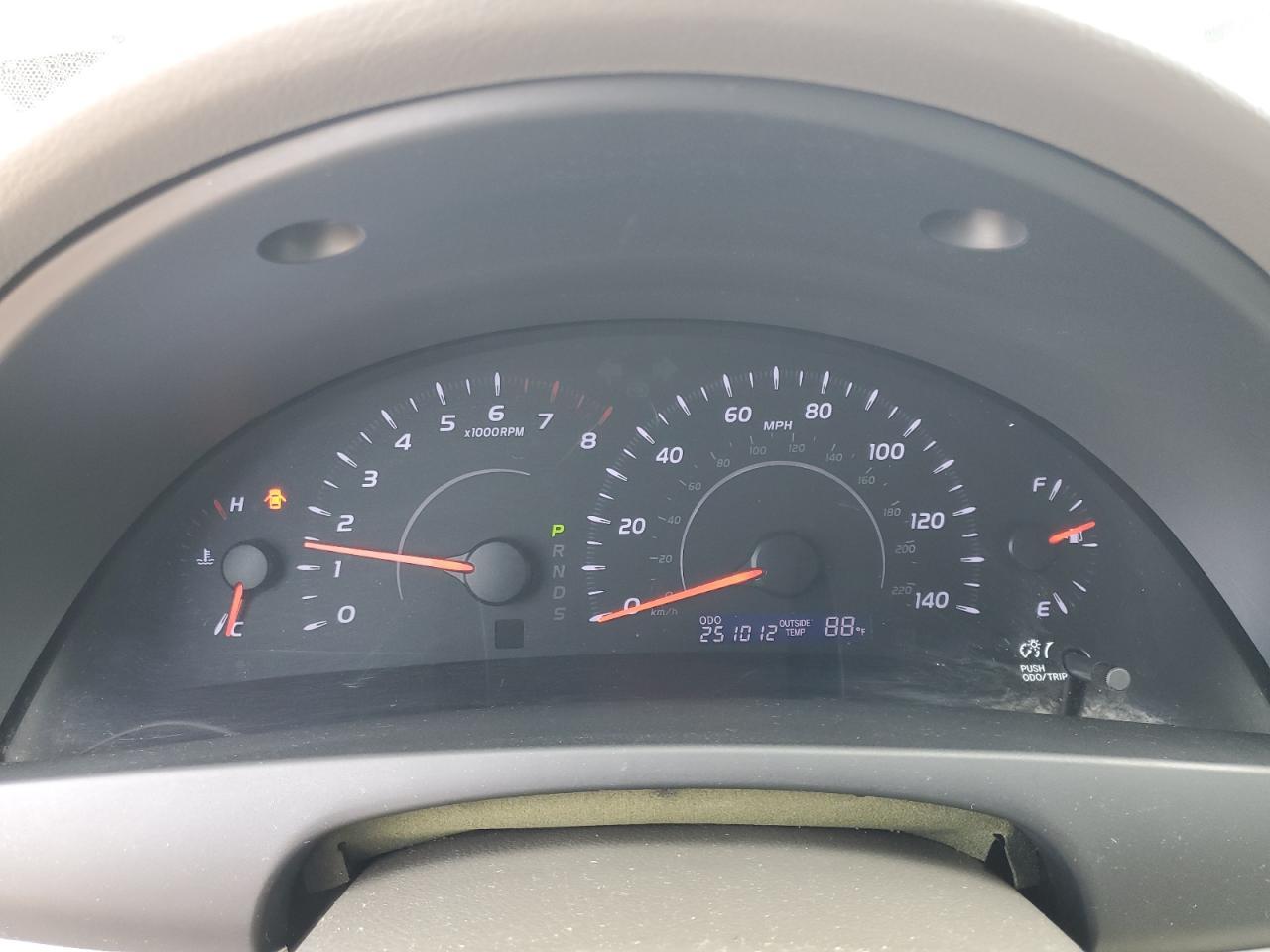 2011 TOYOTA CAMRY
