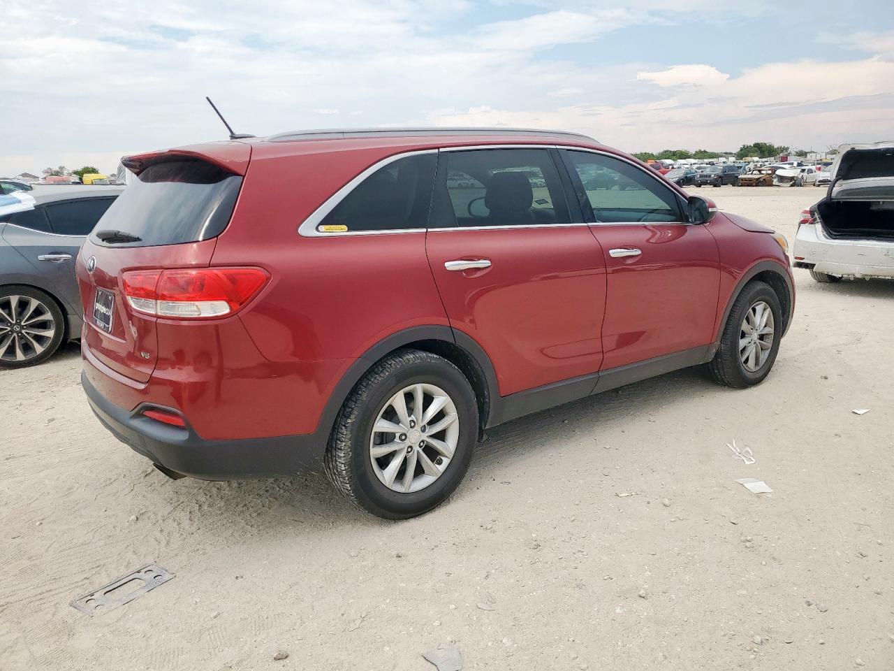 2016 KIA SORENTO