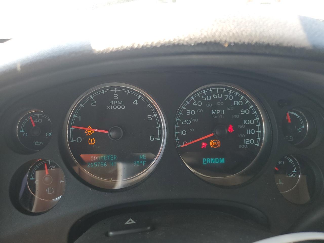 2011 CHEVROLET Tahoe