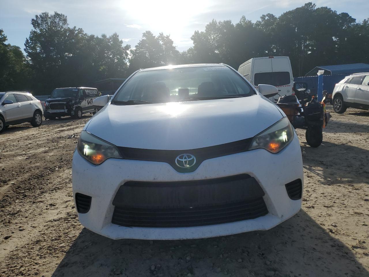 2015 TOYOTA COROLLA