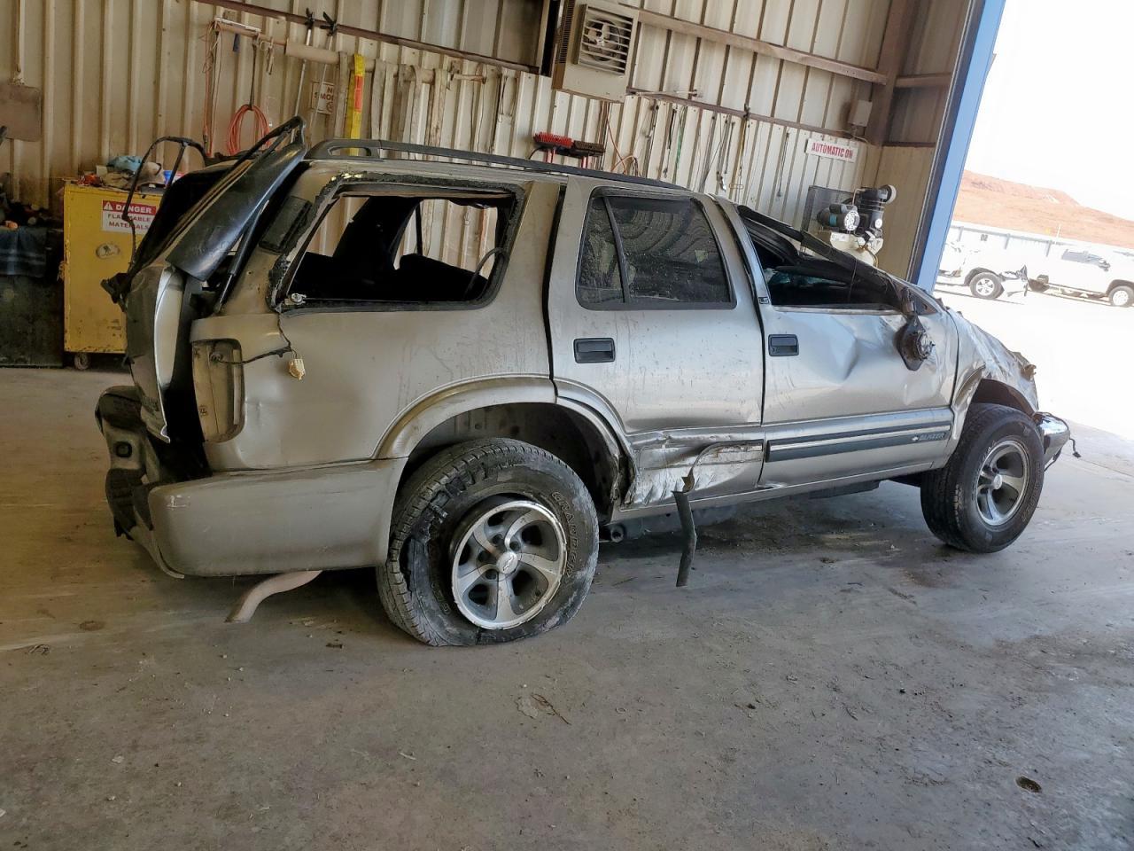 2001 CHEVROLET BLAZER