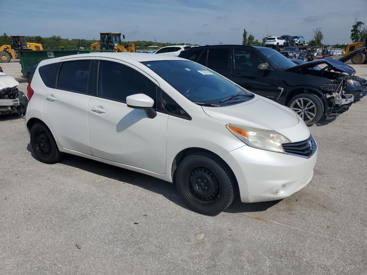 2015 NISSAN Versa Note
