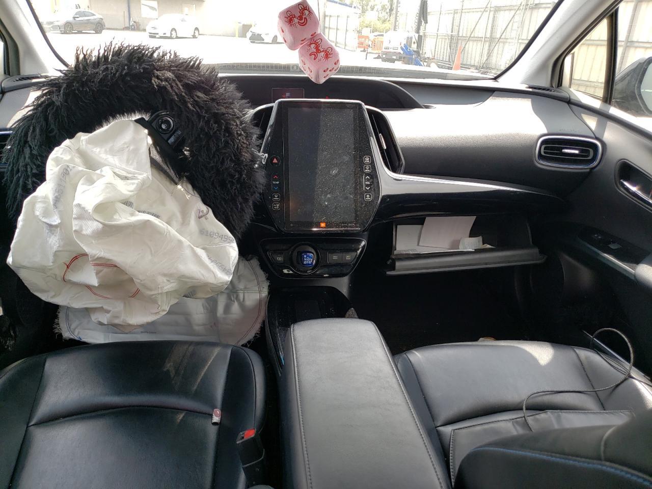 2022 TOYOTA PRIUS