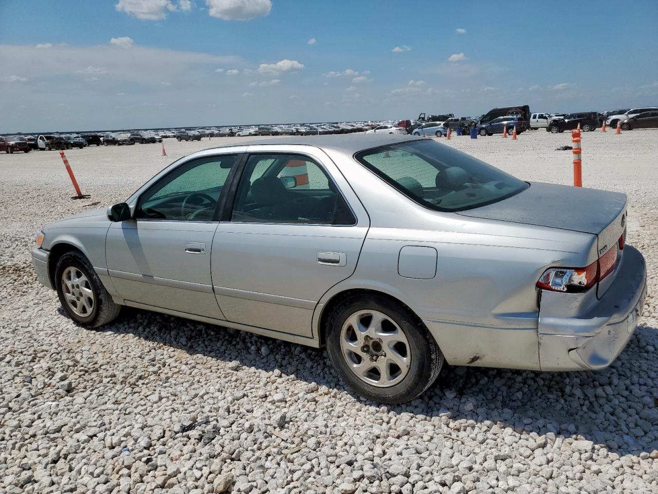 2000 TOYOTA CAMRY